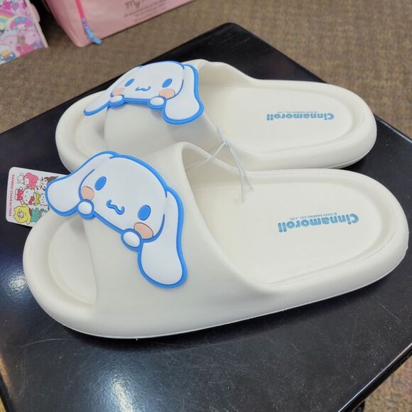 Brand New Sanrio Cinnamoroll Big Charm Slippers #001 Size: US 8.5 - Picture 2 of 10
